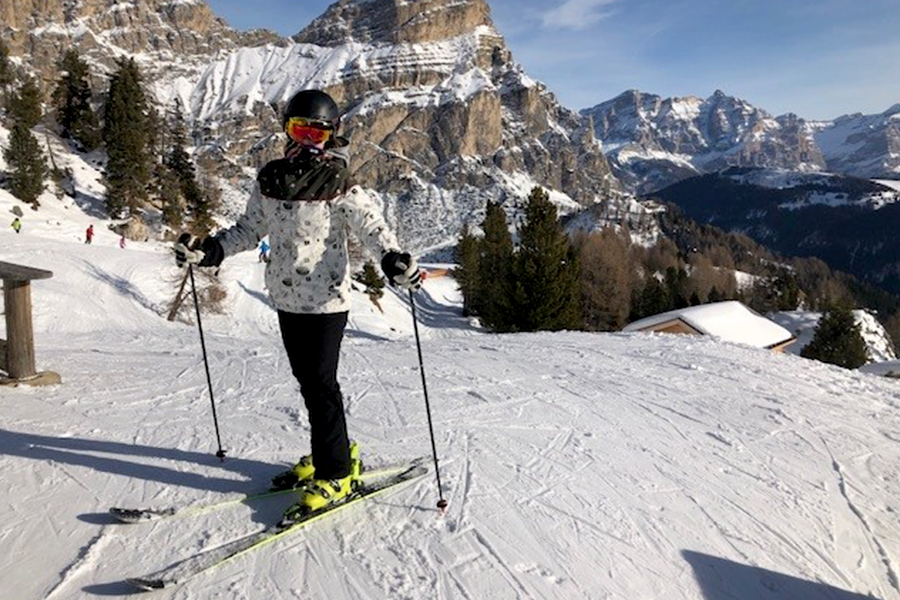 Claudia Stingl beim Skifahren