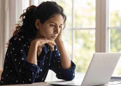 KI Tools für Marketing & Kommunikation: Wie du mit den richtigen Prompts und Tools bessere Inhalte in kürzerer Zeit erstellst