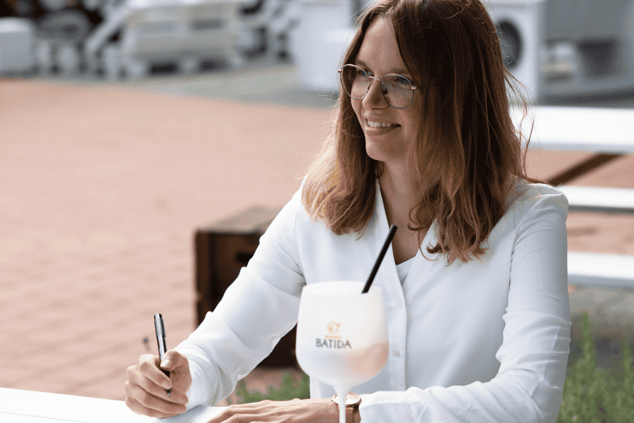 Frau Lena Otto - Studentin auf einem Event